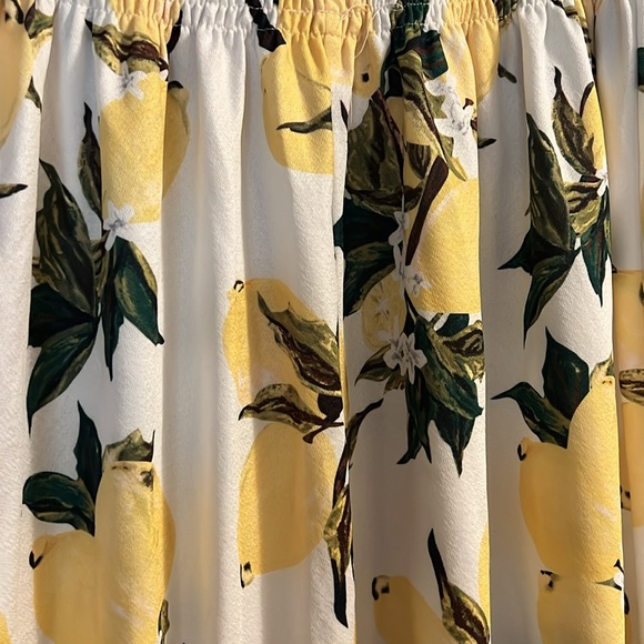 Lemon Skirt - Picture 2 of 3